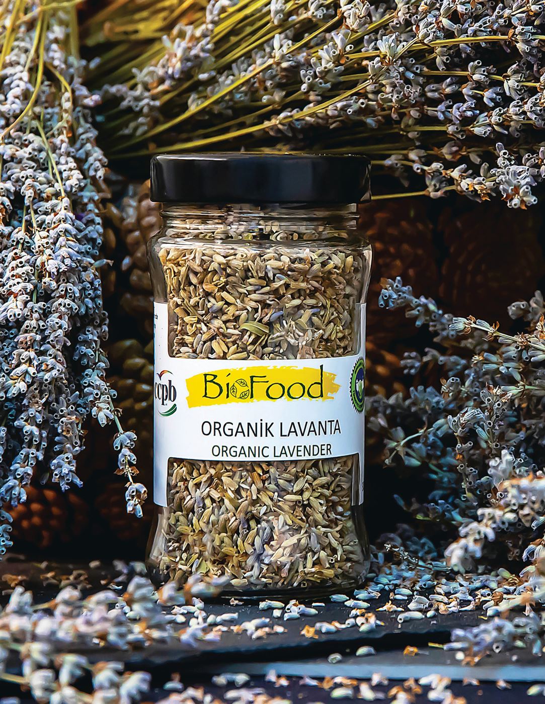 Kurutulmuş aromatik bitkiler